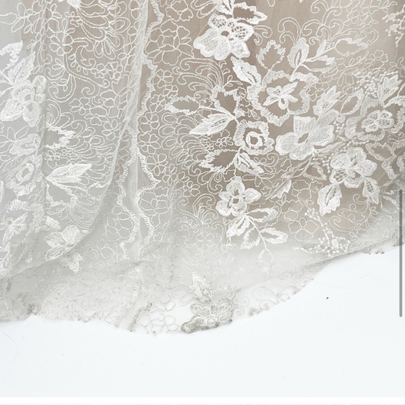 BHLDN Riki Dalal Joan Illusion V-Neck Long Sleeve Lace Wedding Gown size 8 NWT - Picture 7 of 16